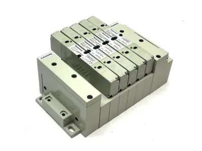 Numatics 2035 Series Manifold Assembly - Used