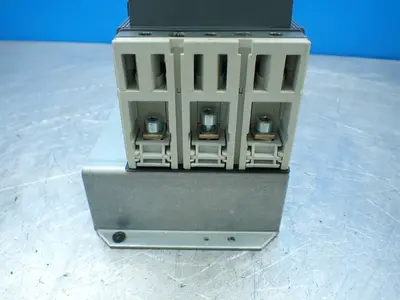Used ABB TMAX T2H 100 Circuit Breakers Ohio US | HGR 24 #879651