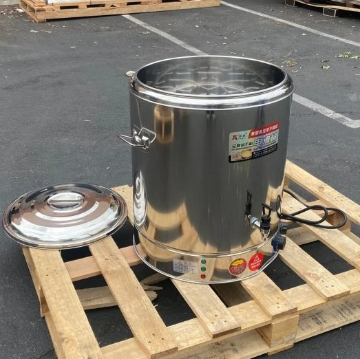 171-0425 16" Nonstick Stainless Steel Stock Pot