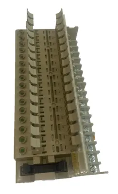 NEW OMRON OMRON P7TF-OS16 RELAY I/O BLOCK 24VDC OS16 P7TFOS16