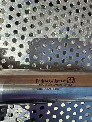 USED ENDRESS+HAUSER OUSAF44-B1A0 UV ABSORPTION SENSOR W/OUA260-AA1E07B1A3A PHOTOMETER