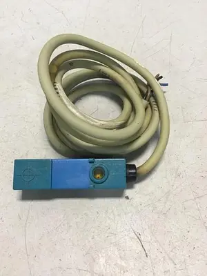 USED YAMATAKE FL2-4A6S