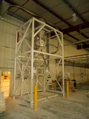 Rail Car / Super Sack Unloading System with MAC Equipment