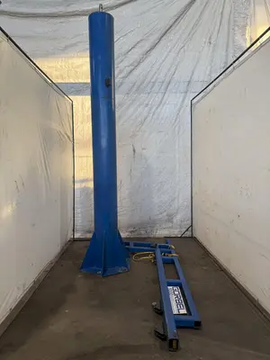 6'6" X 1/2 TON GORBEL JIB CRANE. STOCK #1008325
