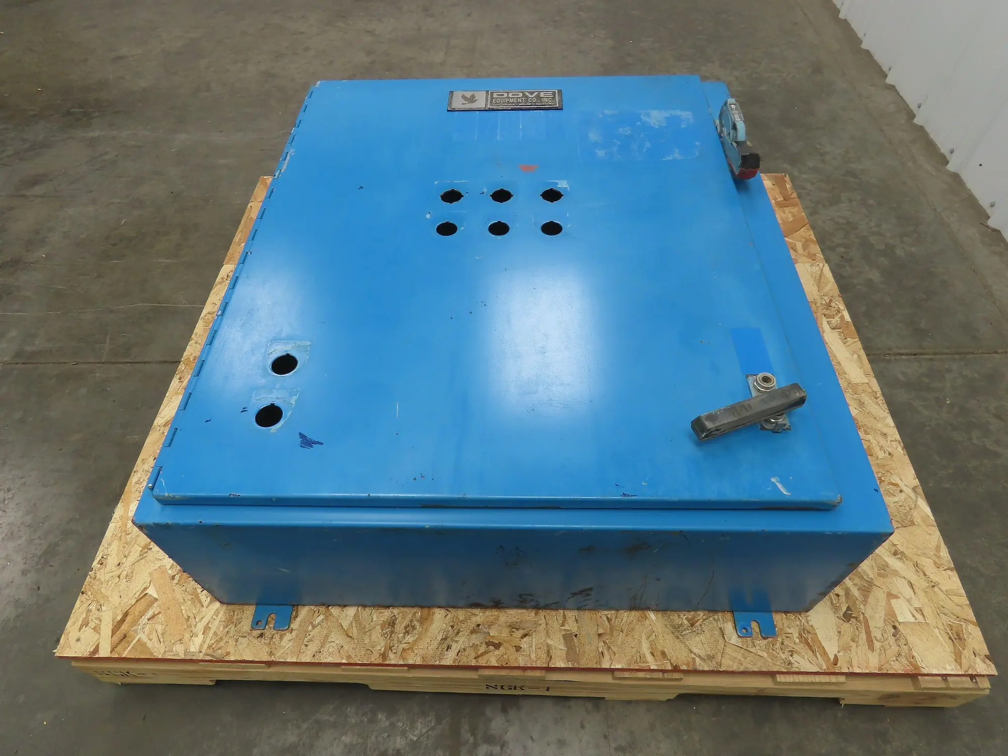 Hoffman A36SA3210LP Electrical Enclosure 36x32x10" Back Plate 30A Disconnect