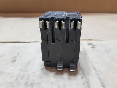 Used SQUARE D QO340 Switchgears British Columbia CA | Lenmark #1438365