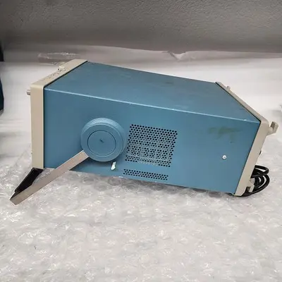 USED TEKTRONIX 2246A