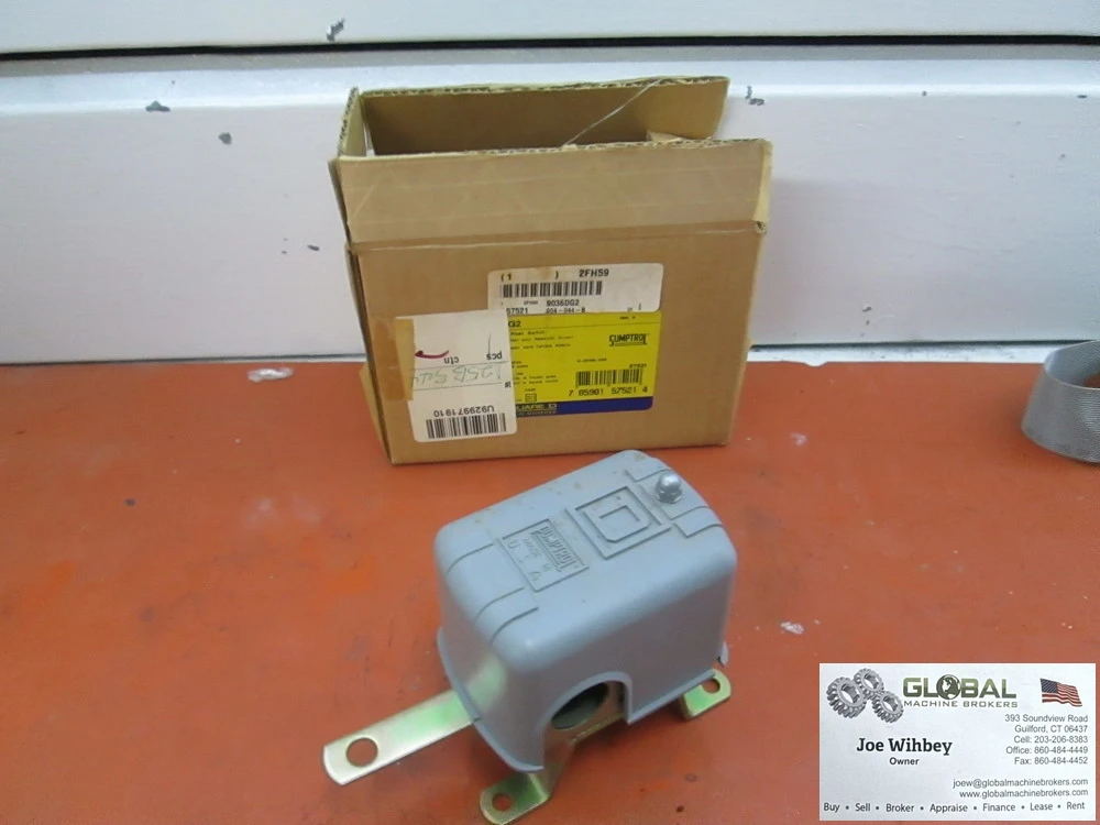Square D Co. 9036DG2 Open Tank Float Switch Pedestal Mounted, New