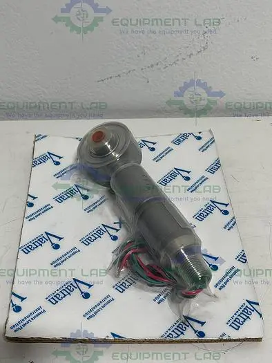 NEW VIATRAN 5745ACDX568 PRESSURE TRANSMITTER 0-15 PSI