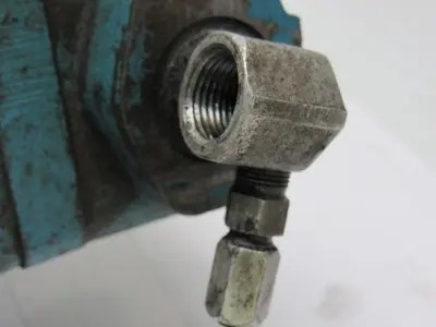 RAYBUILT 579-436 36 VOLT DC Drivemotor & Vickers Pump
