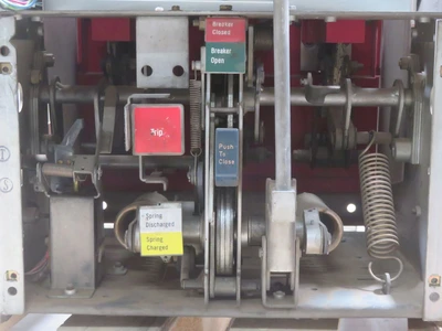Used WESTINGHOUSE _UNKNOWN_ Circuit Breakers Texas US | OCO Industrial #1703478