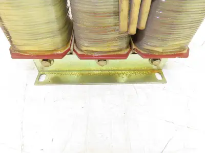 Siemens 6SN1111-0AA00-0BB1 Transformer 21kVA 440/480V Primary 400V Secondary
