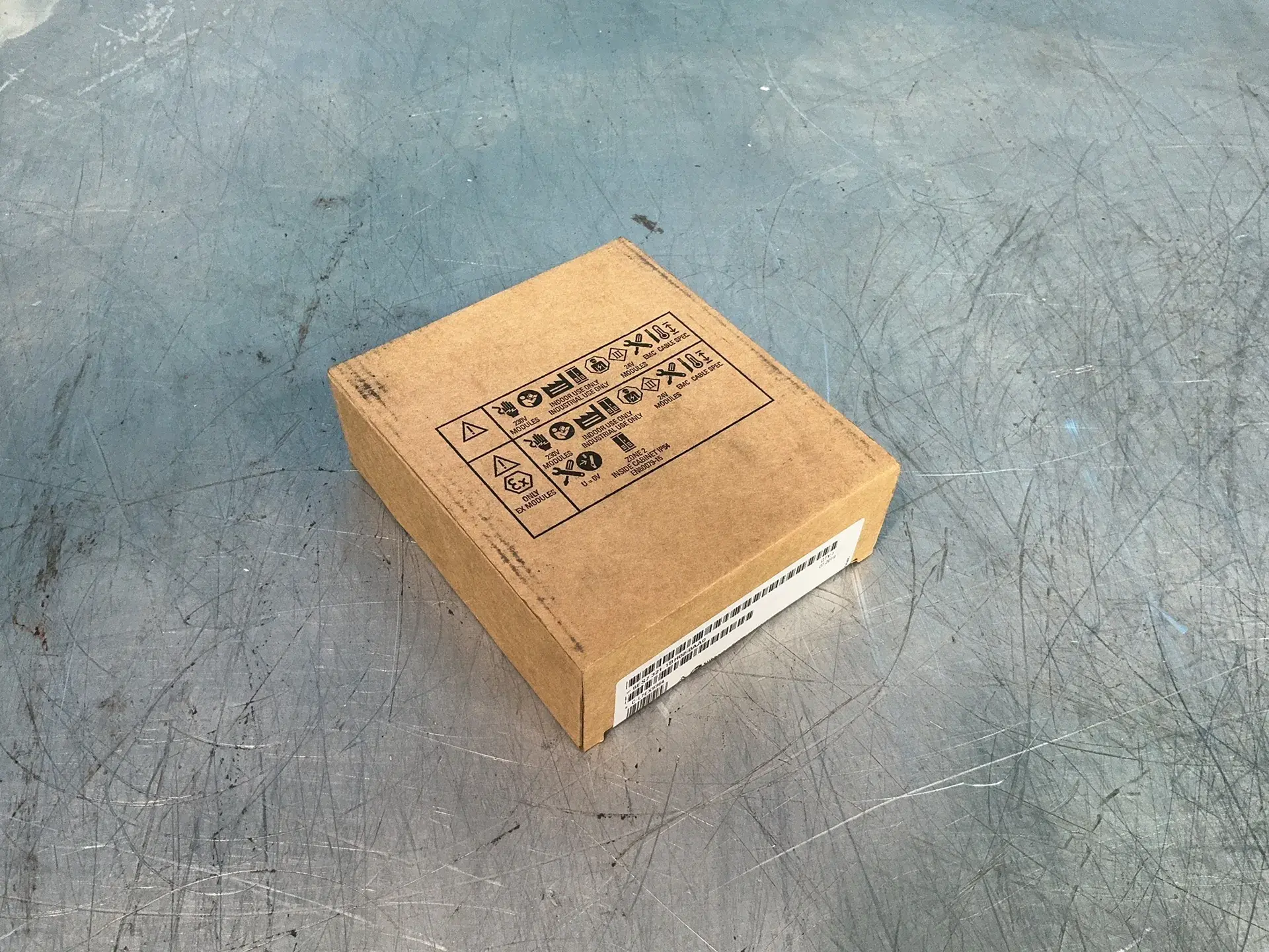 New | in-Stock 2019 SIEMENS 6ES73211BH020AA0 PLC Input & Output Ohio US | HGR 24 #1312238