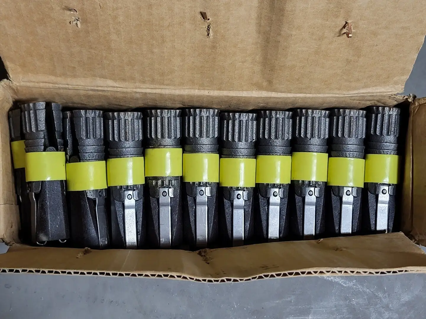 Anchor Bolt w/ Expansion Shell D1L Assembly, 3/4" LH, (Box of 50)