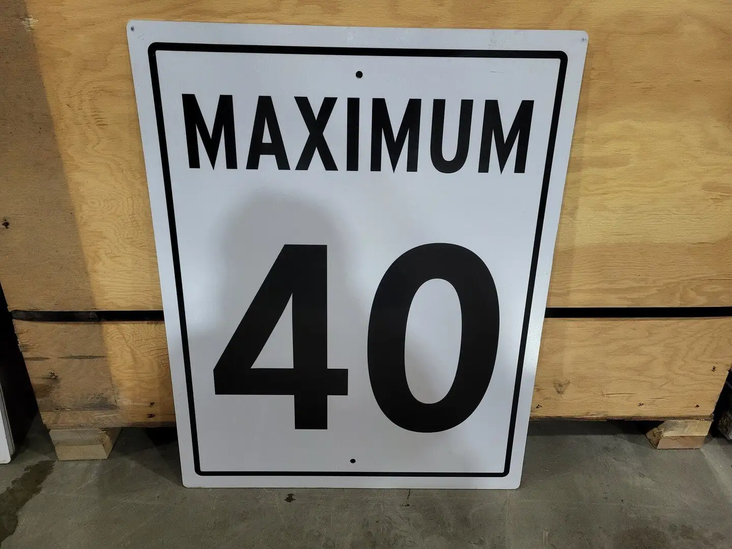 Maximum 40 Speed Limit Road Sign 24" x 30"