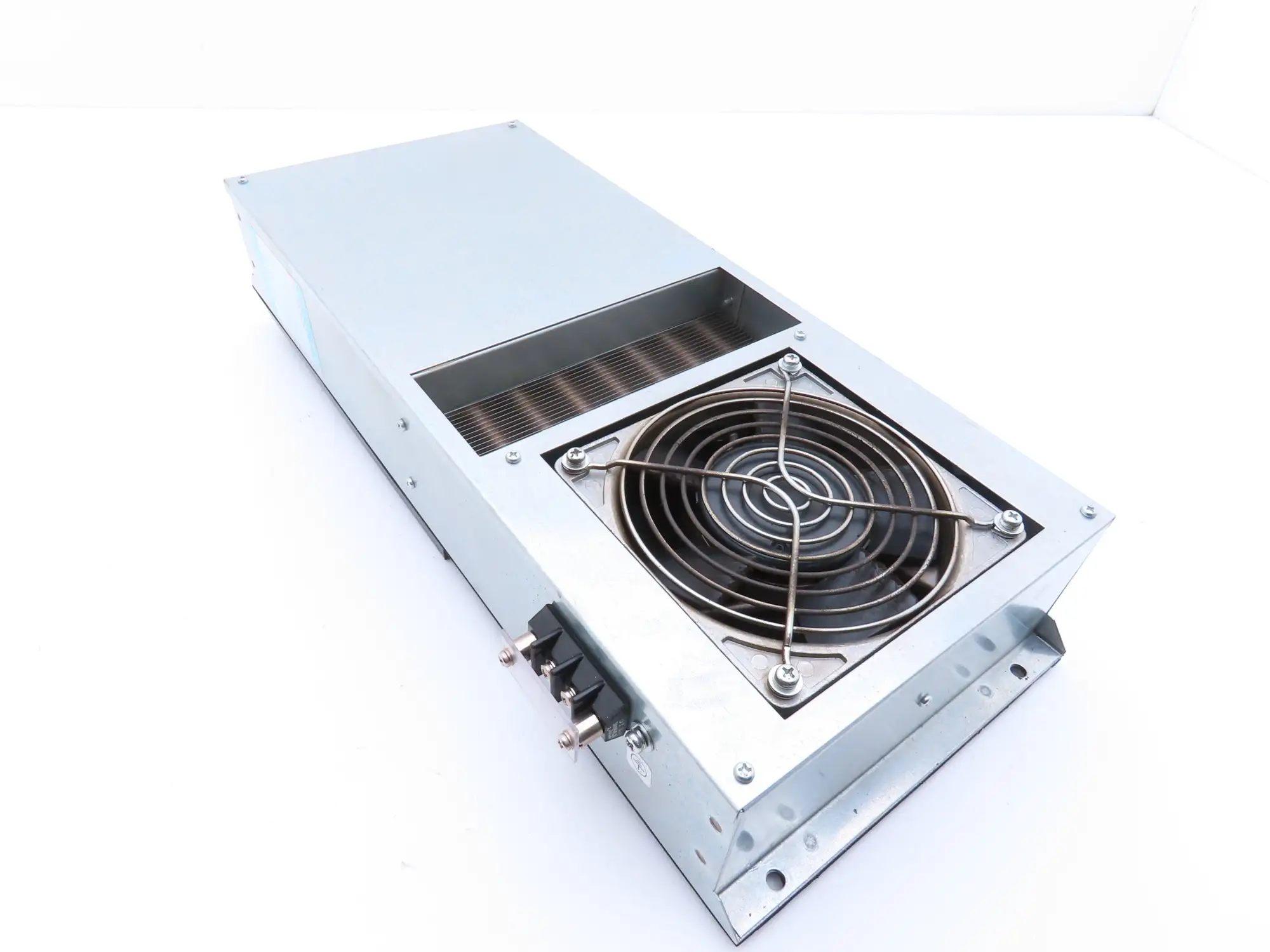 Apiste ENH-115L(R)-100 Enclosure Heat Exchanger 100VAC Cool Changer