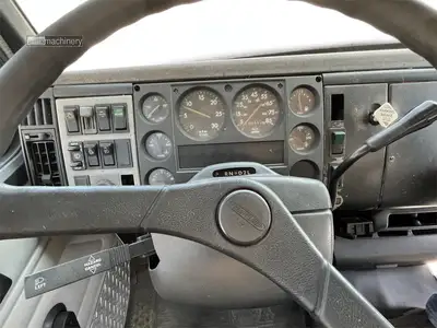 Used 2000 FREIGHTLINER FL60 Tractors & Trailers California US | Lillo Machinery #1388213