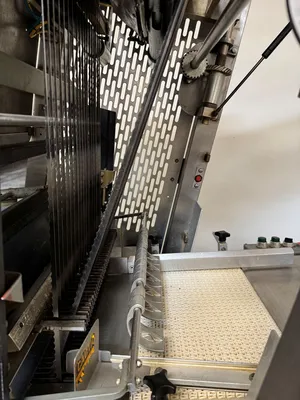 2011 UBE 25 Bread Slicers | Envoy Equipment LLC (4)