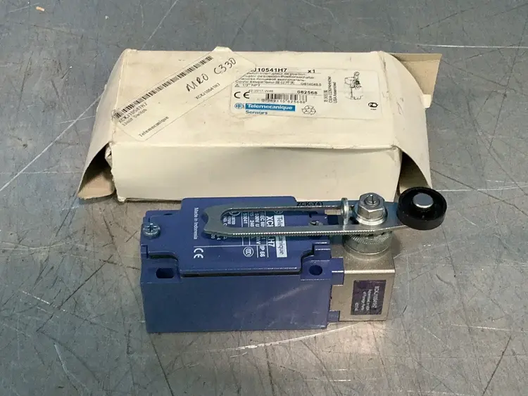 New | in-Stock TELEMECANIQUE XCKJ10541H7 Relays & Switches Ohio US | HGR 24 #1280600