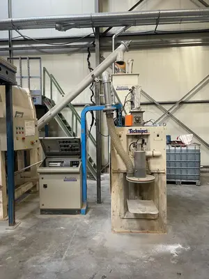 USED TECHNIPIPES WHEIGING BAGGING MACHINE  MTC 130/ EL