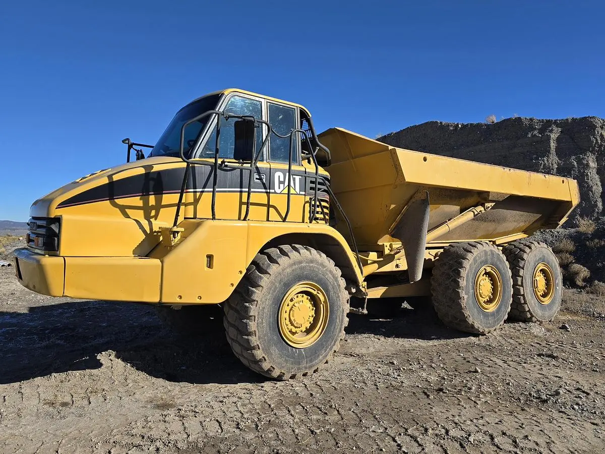 USED CATERPILLAR 730