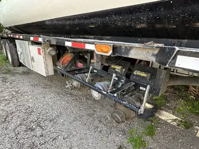 Used 2012 POLAR 406 Tanker Trailers Texas US | MCO Truck & Equipment #1513759