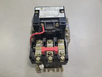 USED SQUARE D 8536SCO3V02S