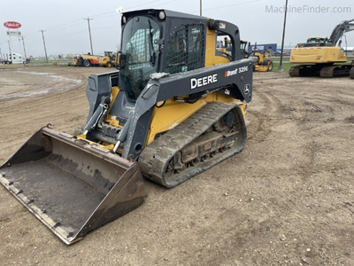 USED 2016 Deere 329E