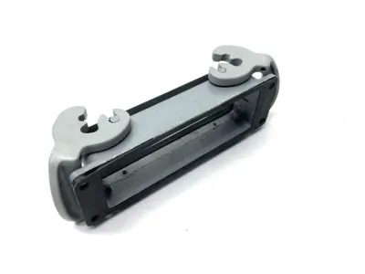 USED WIELAND CABLE HOOD BOTTOM BASE CONNECTOR 24B 2 LEVER