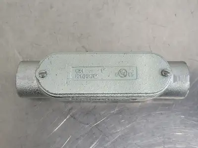 USED CROUSE-HINDS 27 C100M