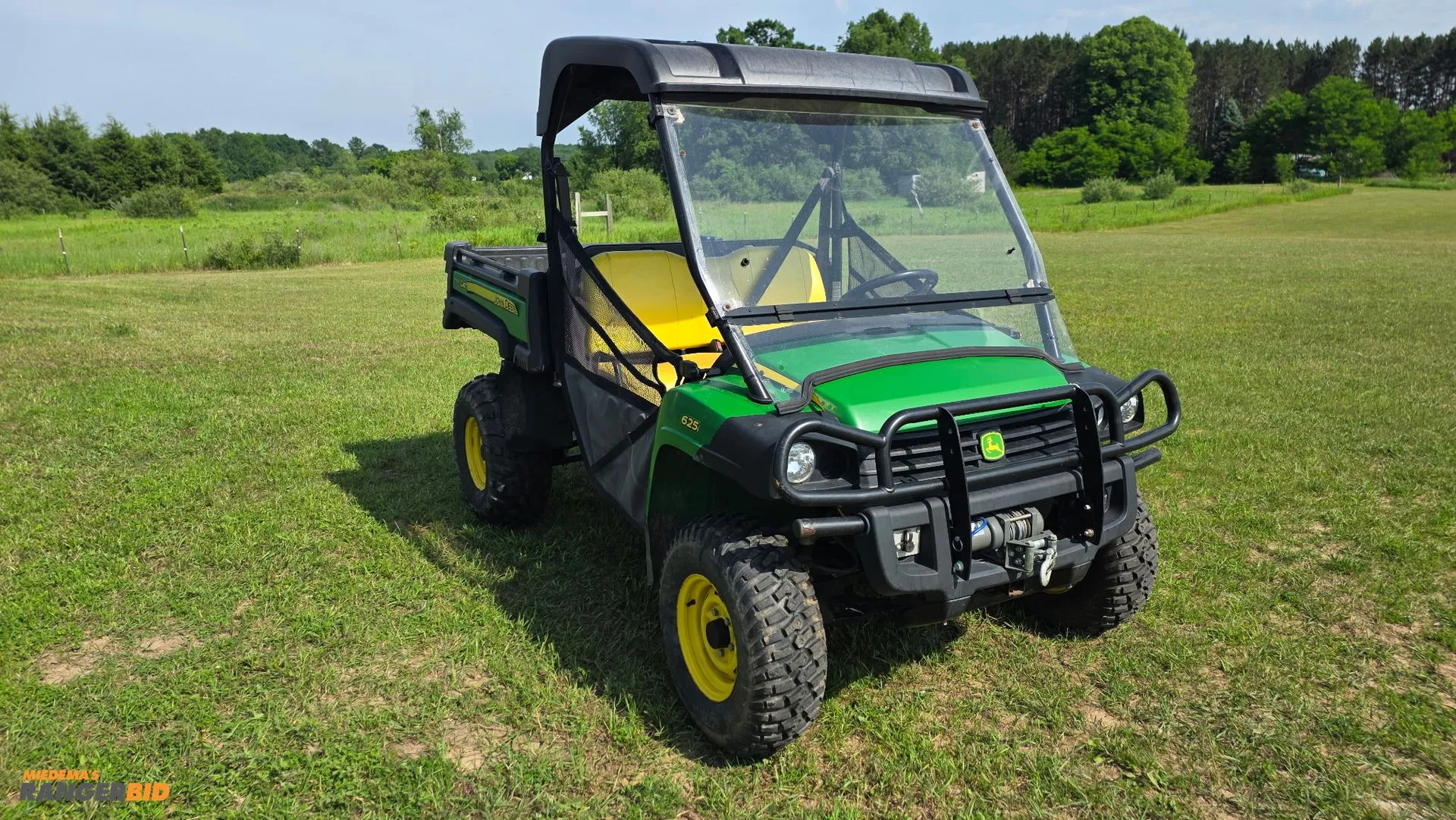 Used 2015 JOHN DEERE GATOR 625 Utility Vehicles Michigan US | Miedema Asset Management Group #1357515