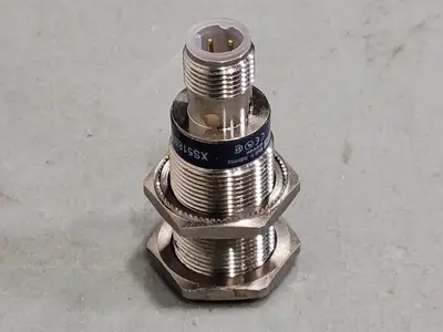 NEW TELEMECANIQUE XS518B1PAM12