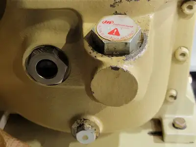 Used INGERSOLL-RAND UP6-5TAS-150 Air Compressors (Misc) British Columbia CA | Lenmark #270945