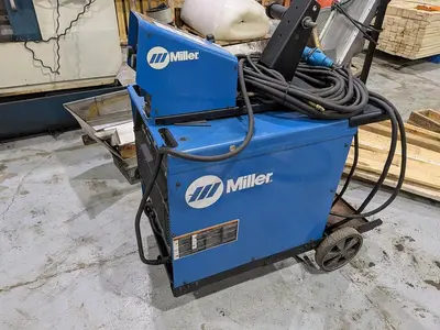 USED MILLER DELTAWELD 452