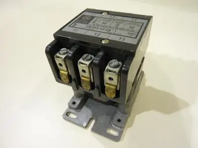 USED GENERAL ELECTRIC (G.E.) CR353AD3D.1