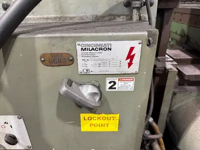 Used CINCINNATI MILACRON Universal Horizontal Mills Ontario CA | Aucto #1308661