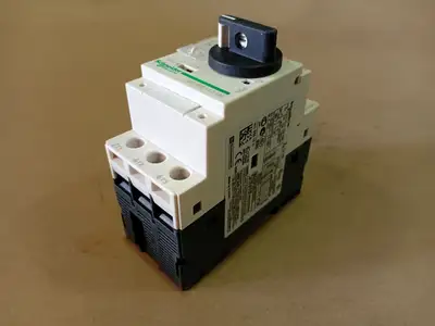 NEW SCHNEIDER ELECTRIC GV2P20