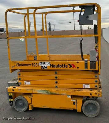 USED 2022 Haulotte 1931E
