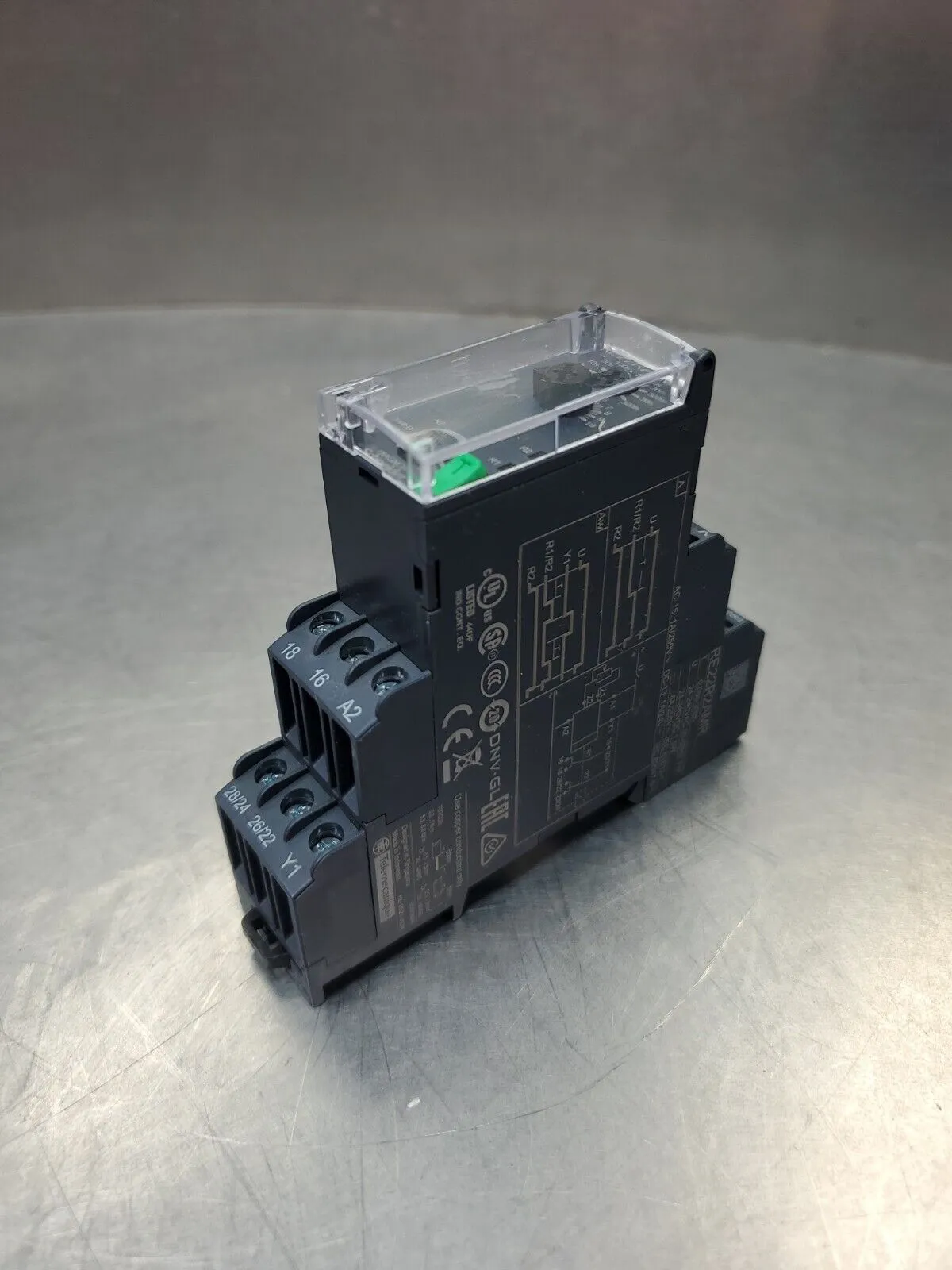 Telemecanique RE22R2AMR 24-240 VAC 0,05s-300h Time Relay. 3E-31