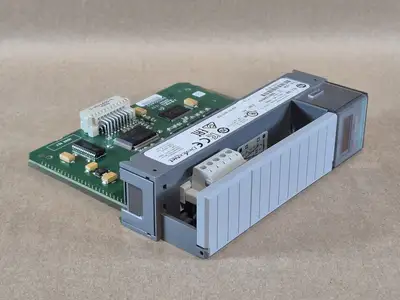 NEW ALLEN-BRADLEY 1747-SDN