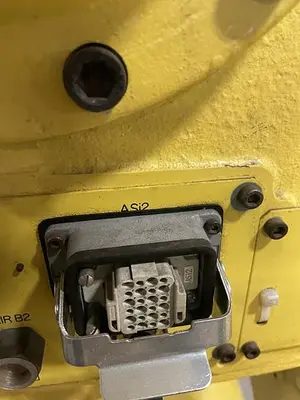 Used 2013 FANUC FANUC R2000IB/165F Robots Michigan US | Aucto #1332208
