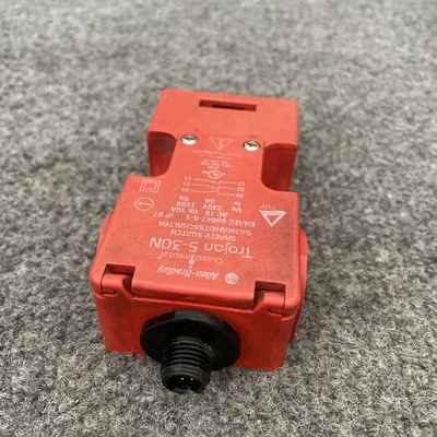 Used Allen-Bradley 5-30N Relays & Switches California US | Davliegogo LLC #1707051