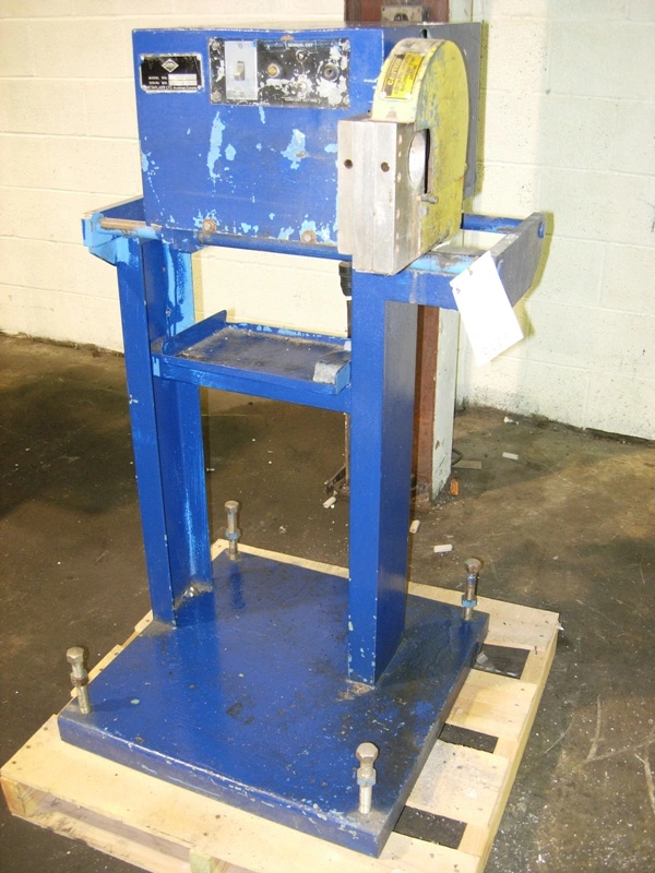 METAPLAST MC-2 FLYING EXTRUSION CUT OFF SAW