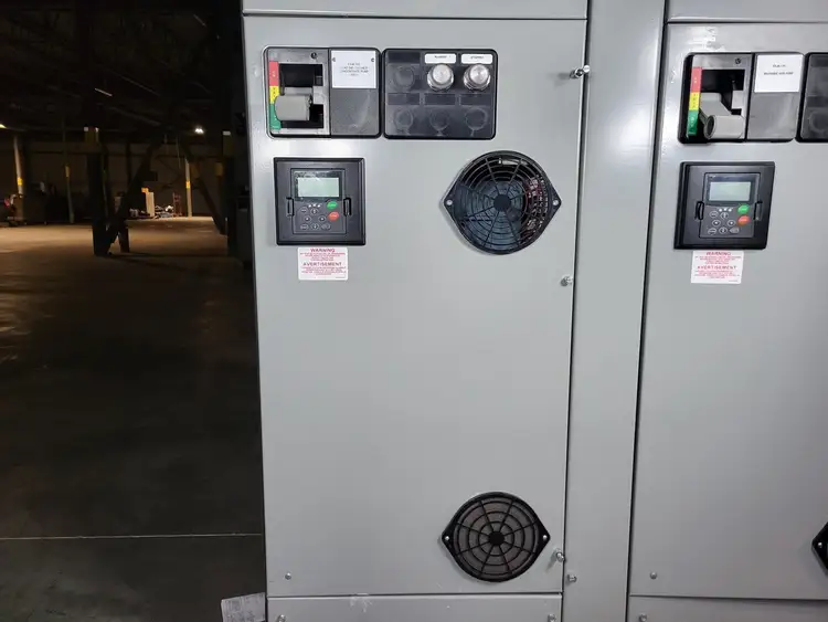 Used EATON SVX004A1-5A4N1 Switchgears British Columbia CA | Lenmark #240251