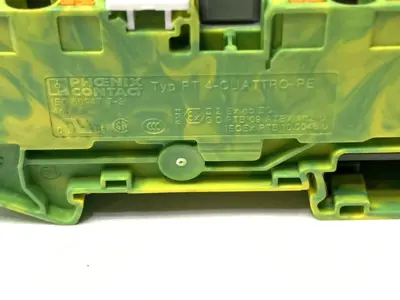 USED PHOENIX CONTACT TERMINAL BLOCK 3211809 W/ END COVERS LOT OF 10