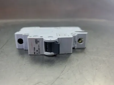 CUTLER-HAMMER MC 116A C16 230/400VAC Motor Circuit Breaker. 4G