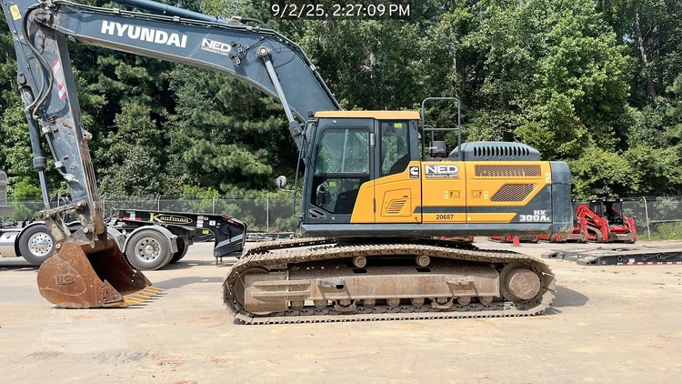 Used 2022 HYUNDAI HX300AL Crawler Excavators South Carolina US | National Equipment Dealers #1422474