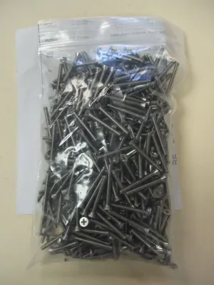 New #4-40X1" Flat Head Phillips Machine Screws (QTY 670)