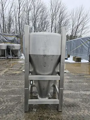Used 310 Gallon Tank (Tote), Stainless Steel