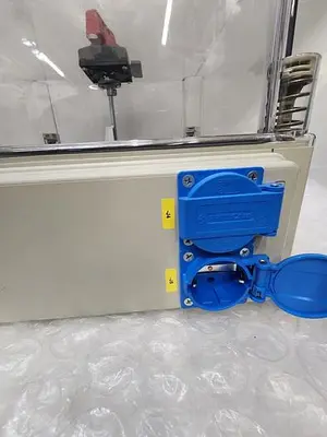 LEYBOLD OPTICS GMBH 10102522 , POWER DISTRIBUTION UNIT